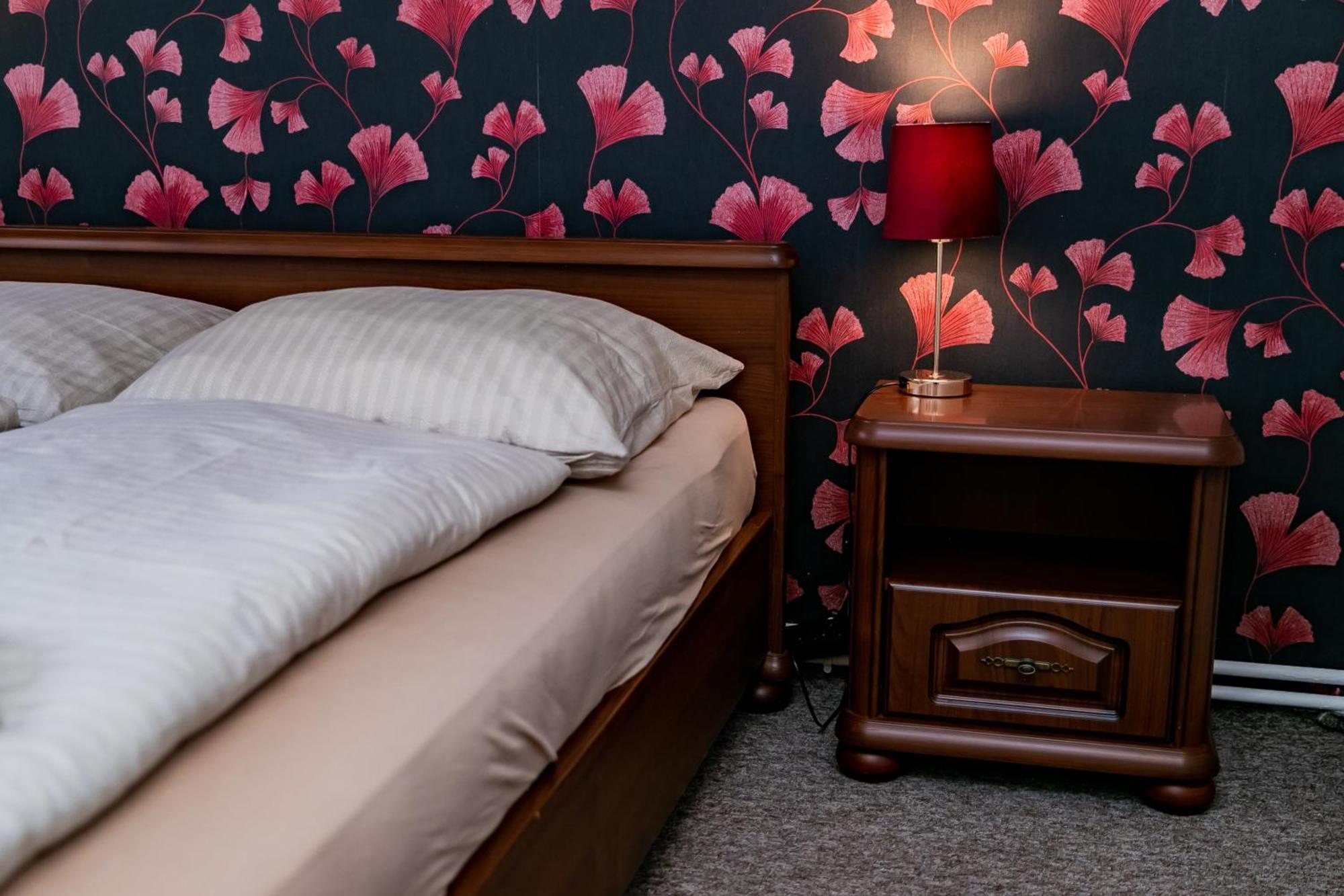 Center House - Otthon, Csak Mashol! Apartman Dunaújváros